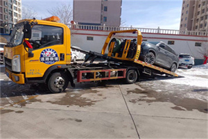 西山救援拖车费用怎么算